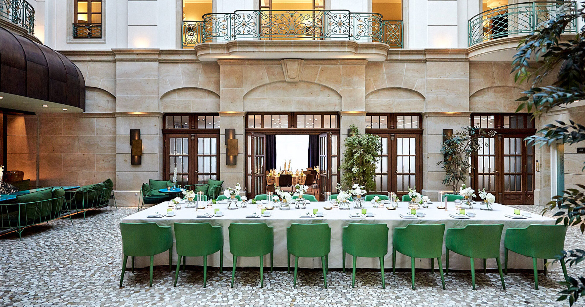 Kaffeetafel im Gewandhaus Atrium